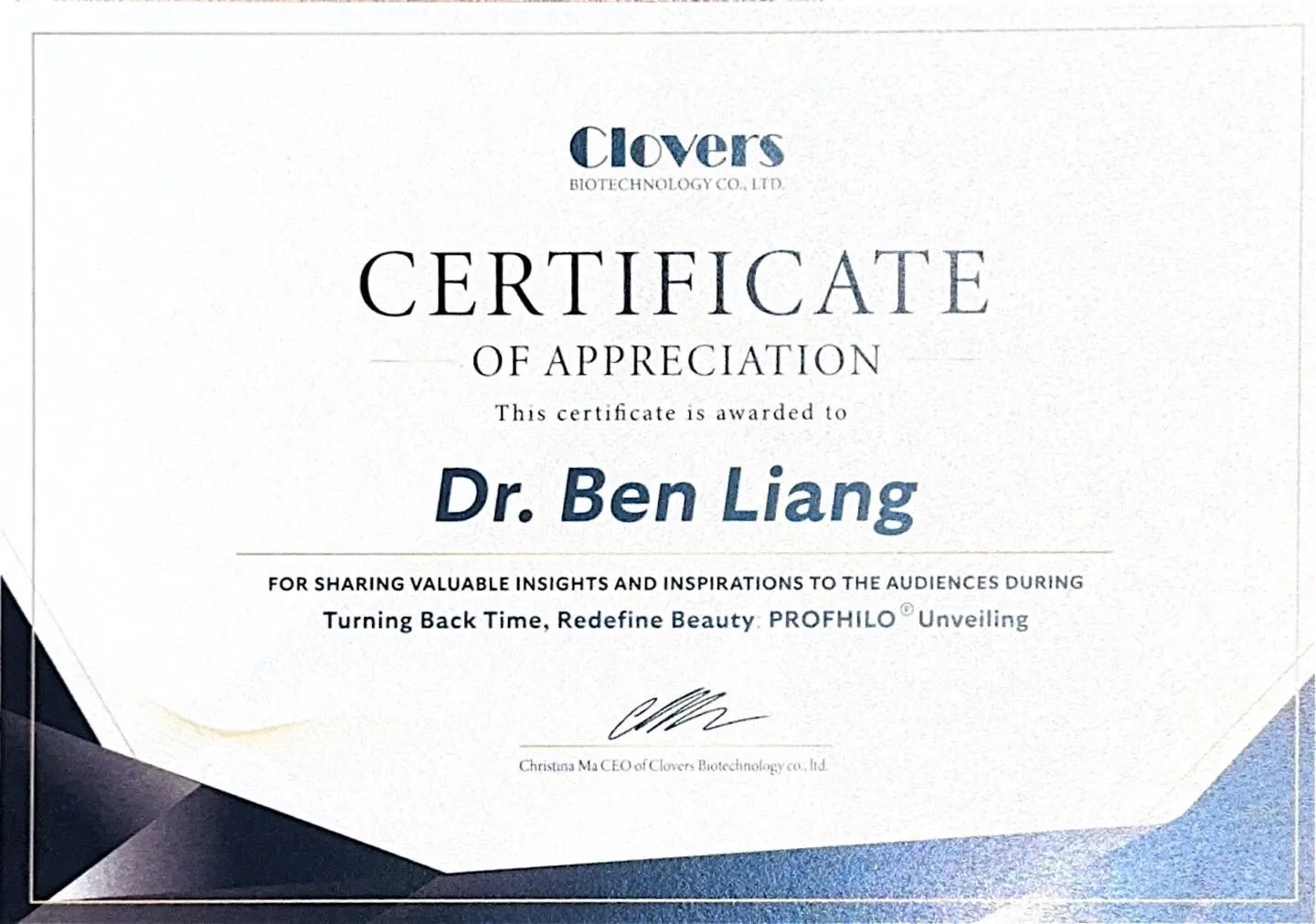 Clovers 頒發 Dr. Ben Appreciation Certificate